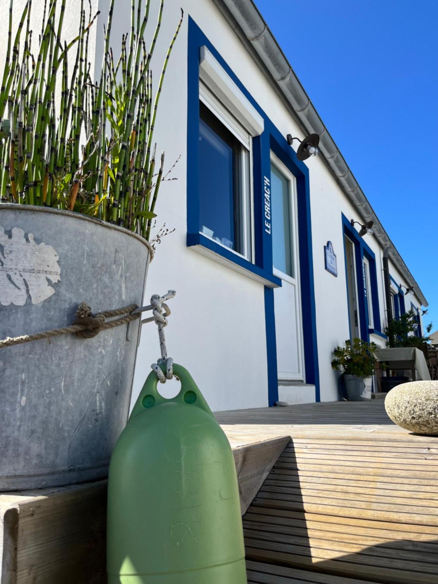 UshantL'Atelier De Mezareun住宿加早餐旅馆 外观 照片